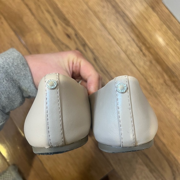 BCBG Nude Flats - size 8 - Picture 7 of 7